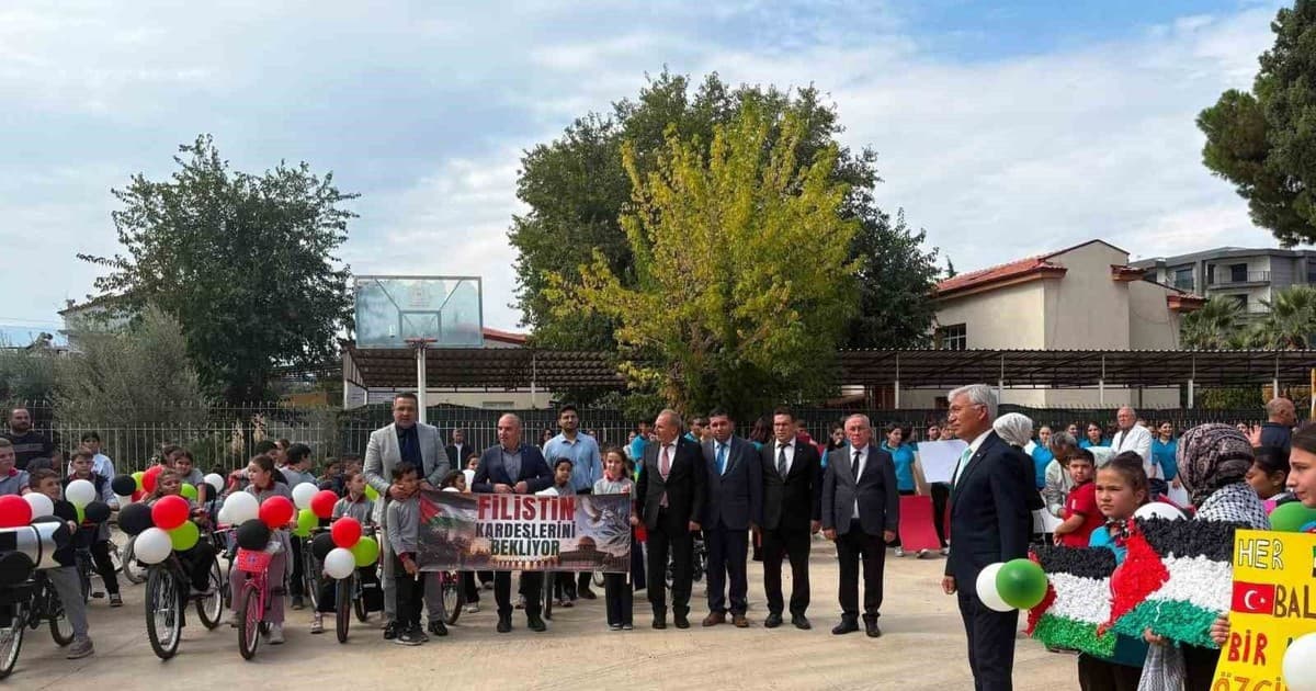 Sarıgöllü Gençlerden Gazze'deki Çocuklar İçin Anlamlı Destek Etkinliği