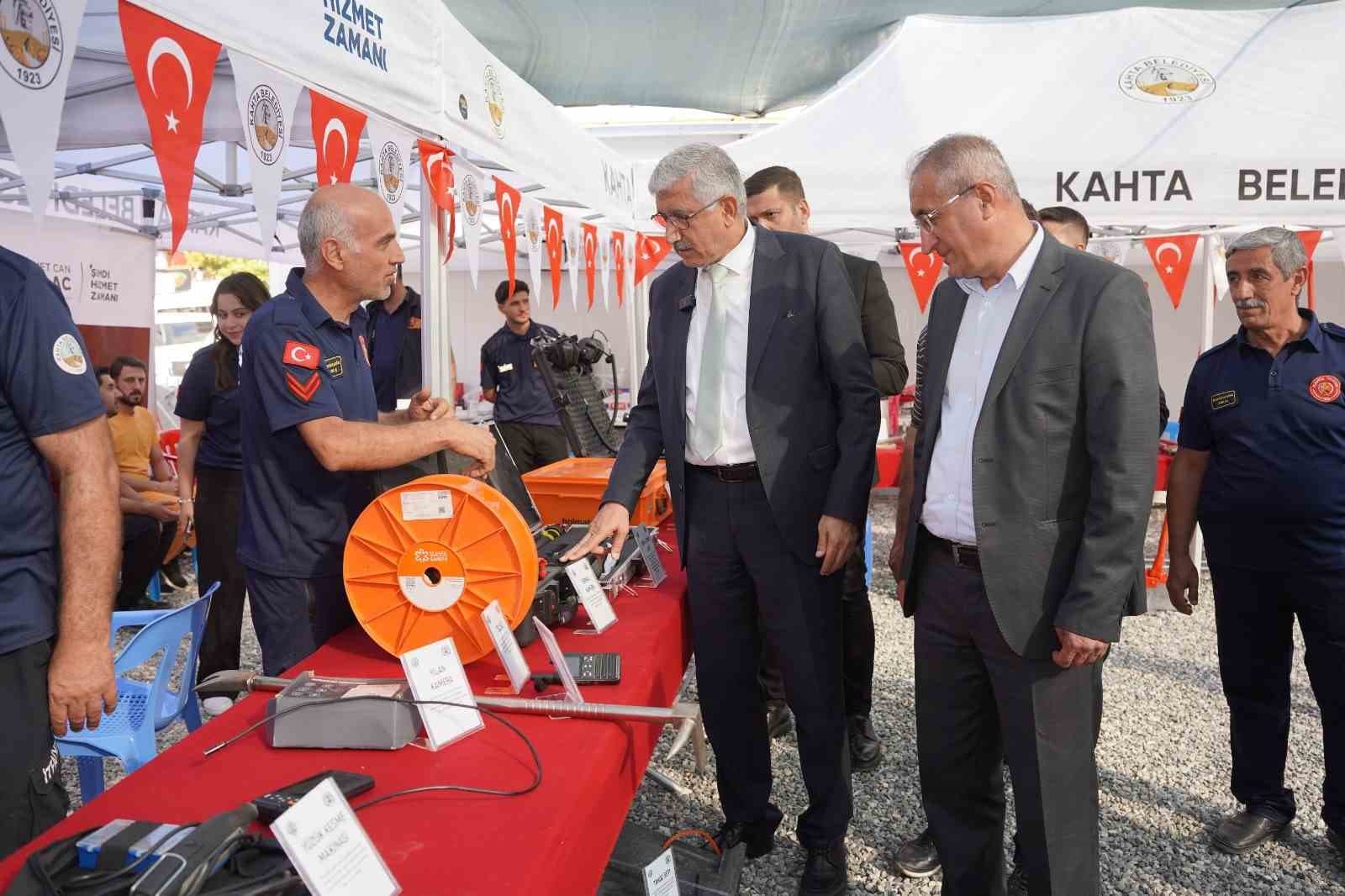 Kahta'da İtfaiye Haftası Etkinlikleriyle Yangın Bilinci Artırılıyor