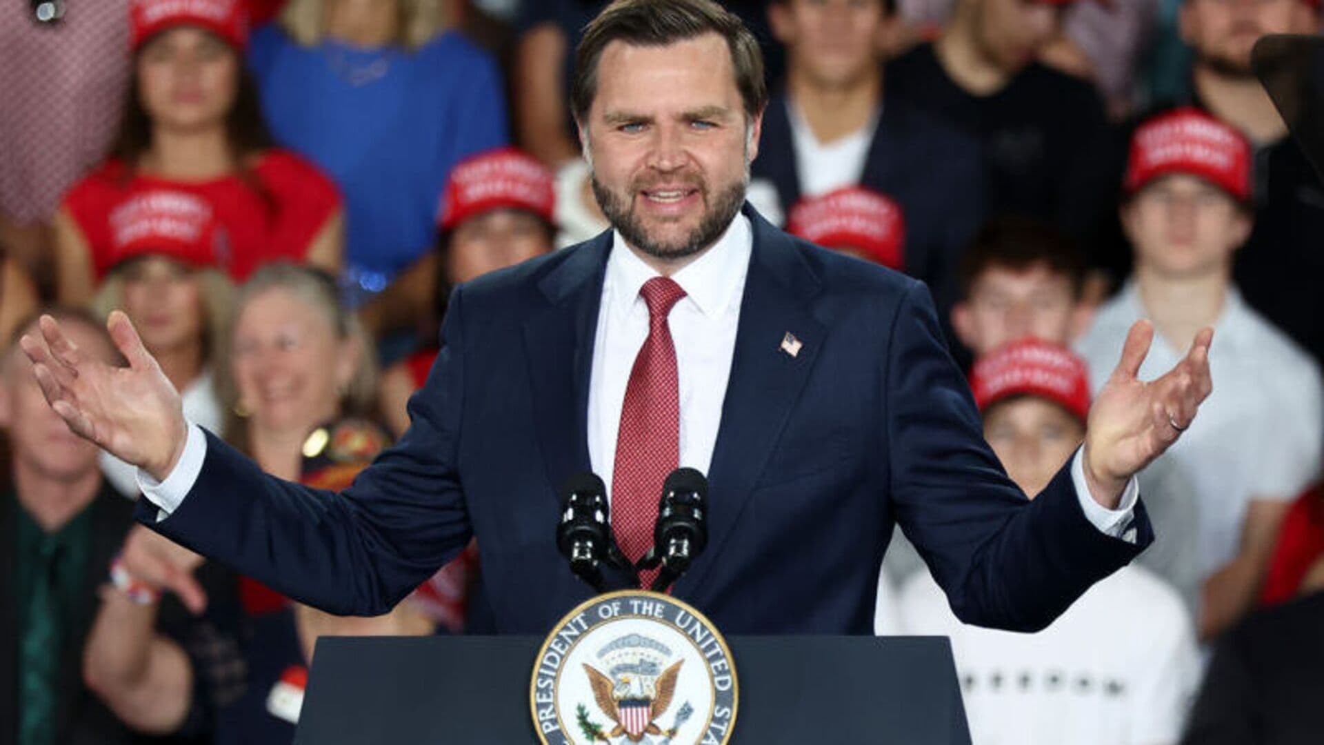 JD Vance'ten Yabancı Çalışan Vizesine Sert Eleştiri: 'Sistem Tamamen Suistimal Ediliyor'