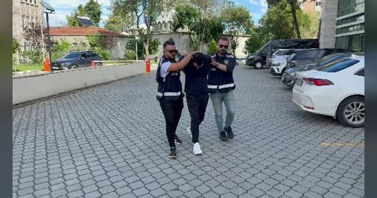5 Aydır Aranan Hükümlü Gardıropta Yakalandı