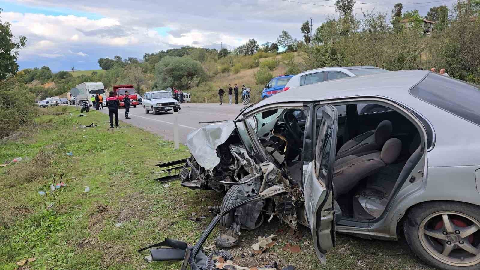 Samsun’daki kazada ağır yaralanan sürücü hayatını kaybetti