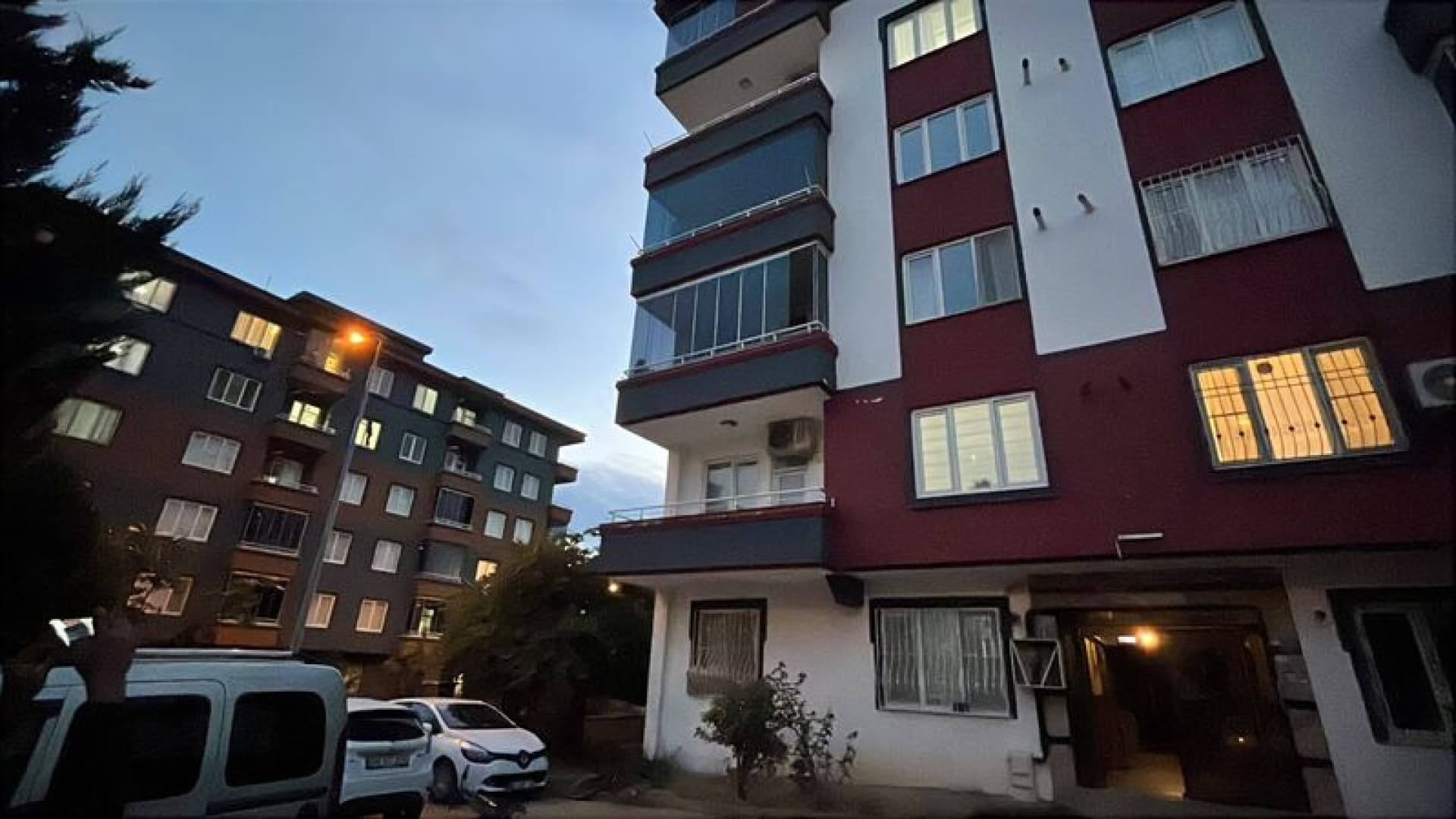 Gaziantep’te aile faciası! Pencereden düştüler