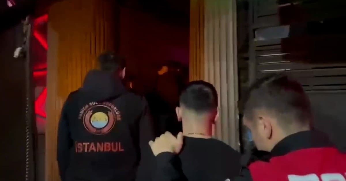 Beyoğlu’nda dilenci ve hanutçulara yönelik denetim: 610 kişinin GBT’si sorgulandı, 11 aranan şahıs yakalandı