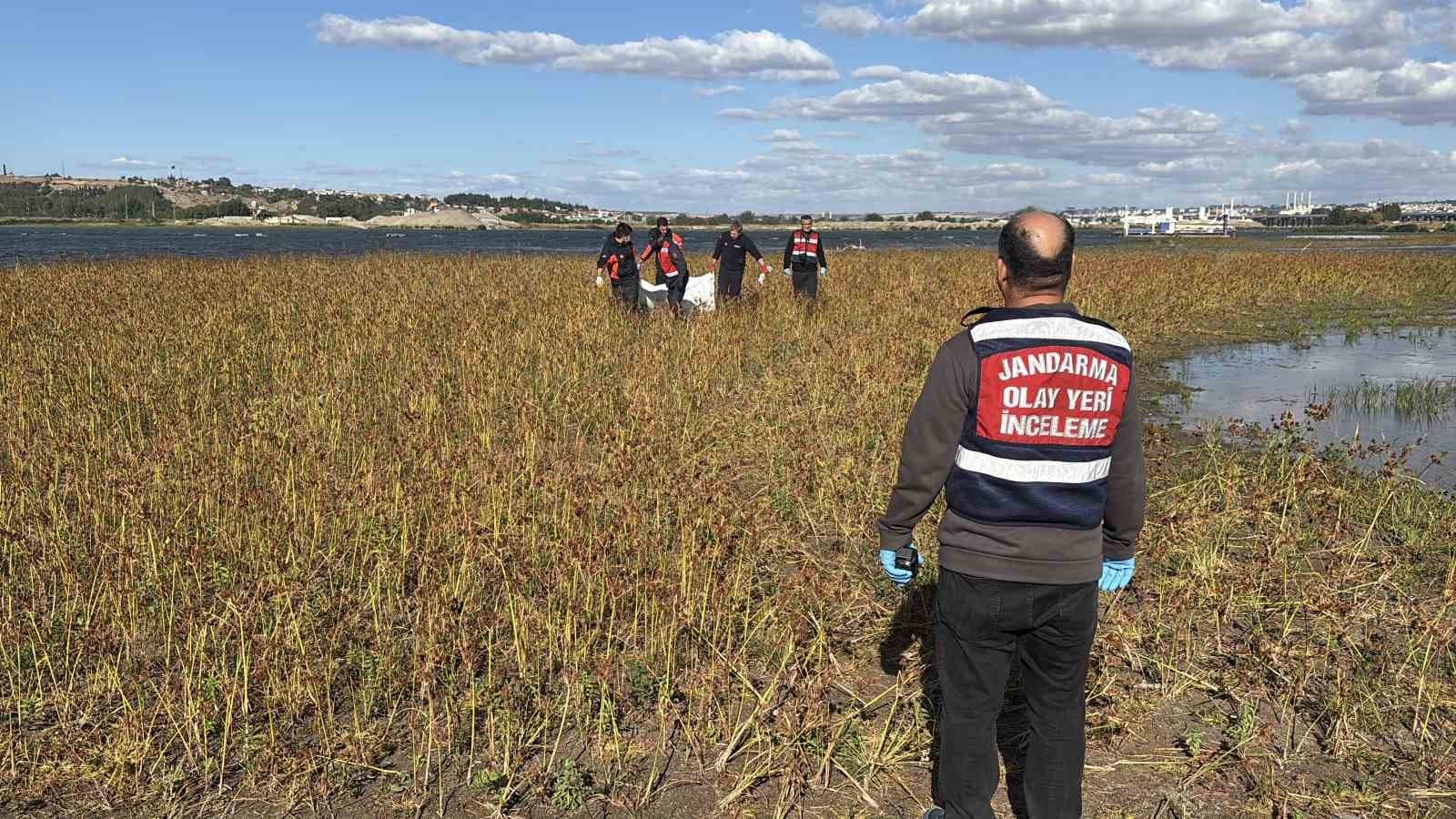 Meriç Nehri’nde erkek cesedi bulundu