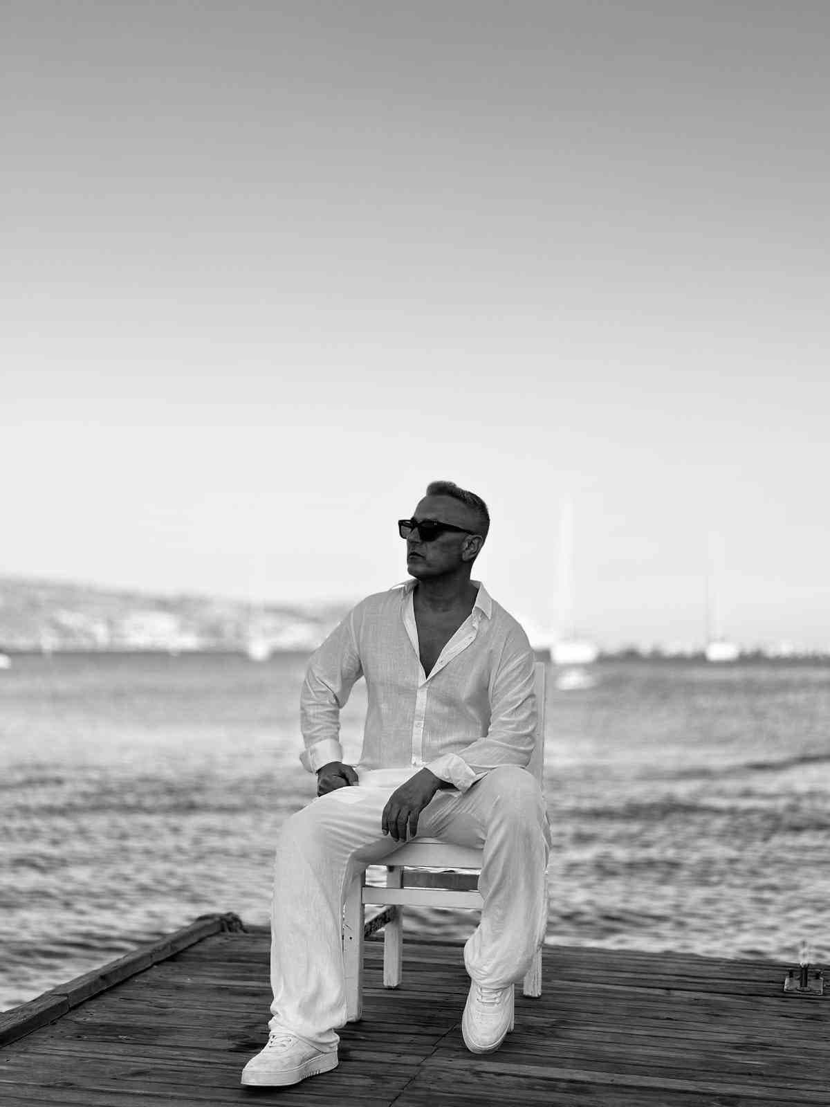Demir, "Senden Sonra" ile Azka Müzik etiketiyle müzikseverlerle buluştu