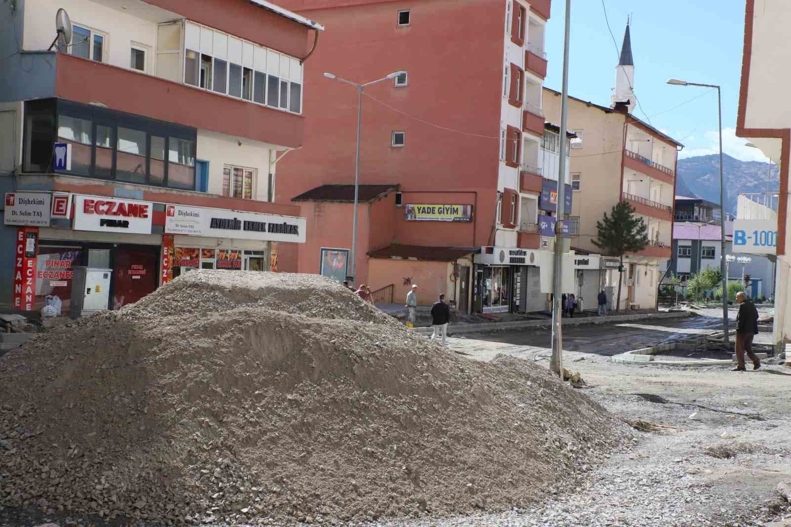 Hakkari’de KPSS Ön Lisans oturumu için ’gürültü’ önlemi: Çalışmalar ve inşaatlar durduruldu