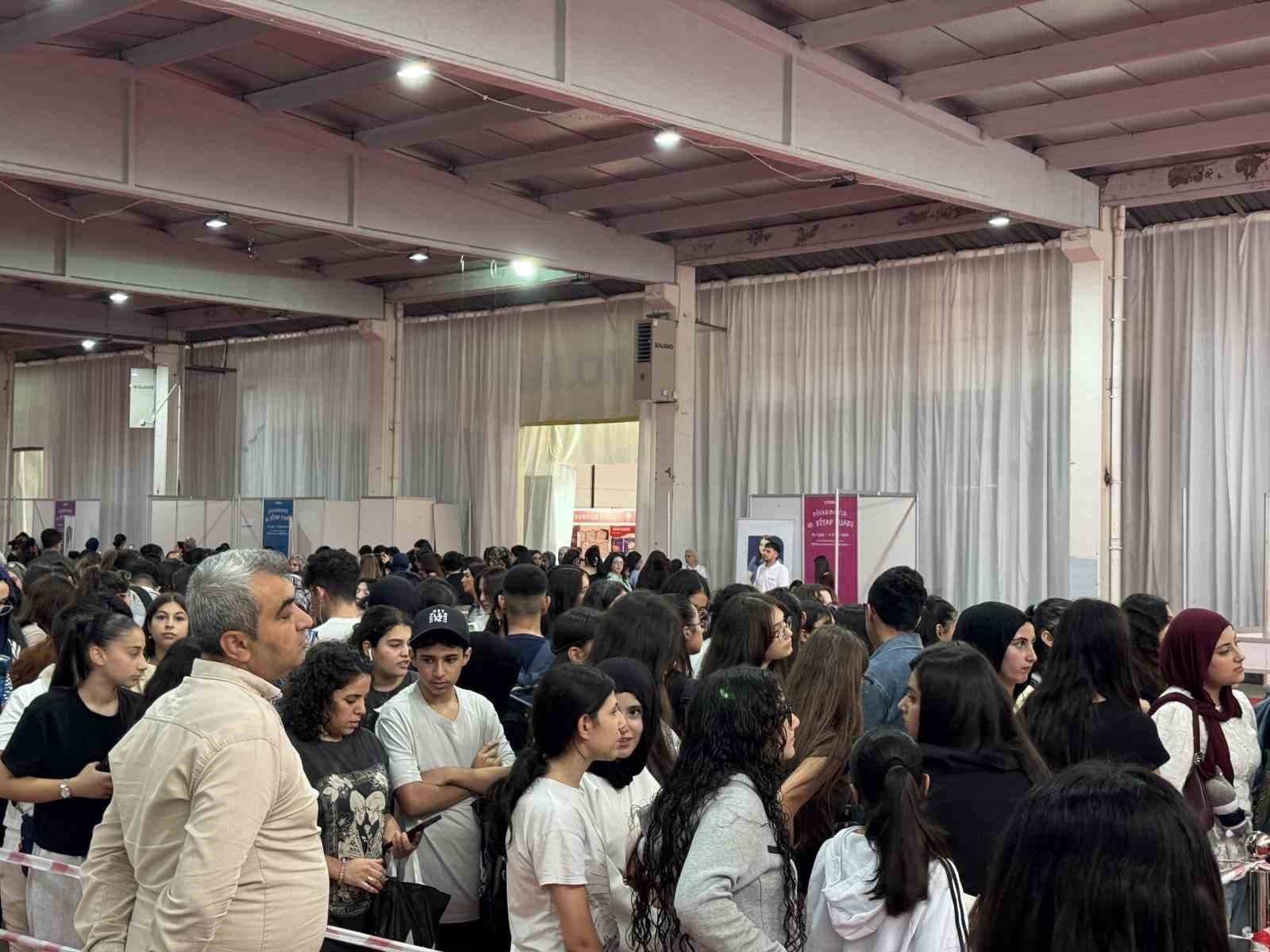 Diyarbakır 10. Kitap Fuarı’nda hafta sonu yoğunluğu