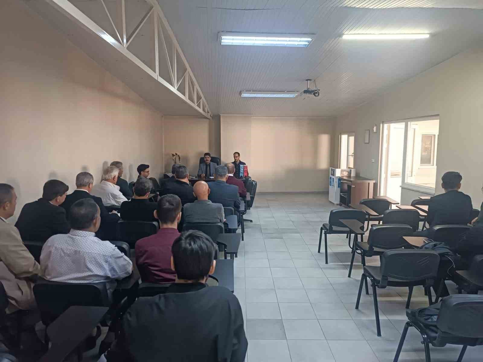 Yenipazar’da din hizmetleri ve personel çalışmaları değerlendirildi