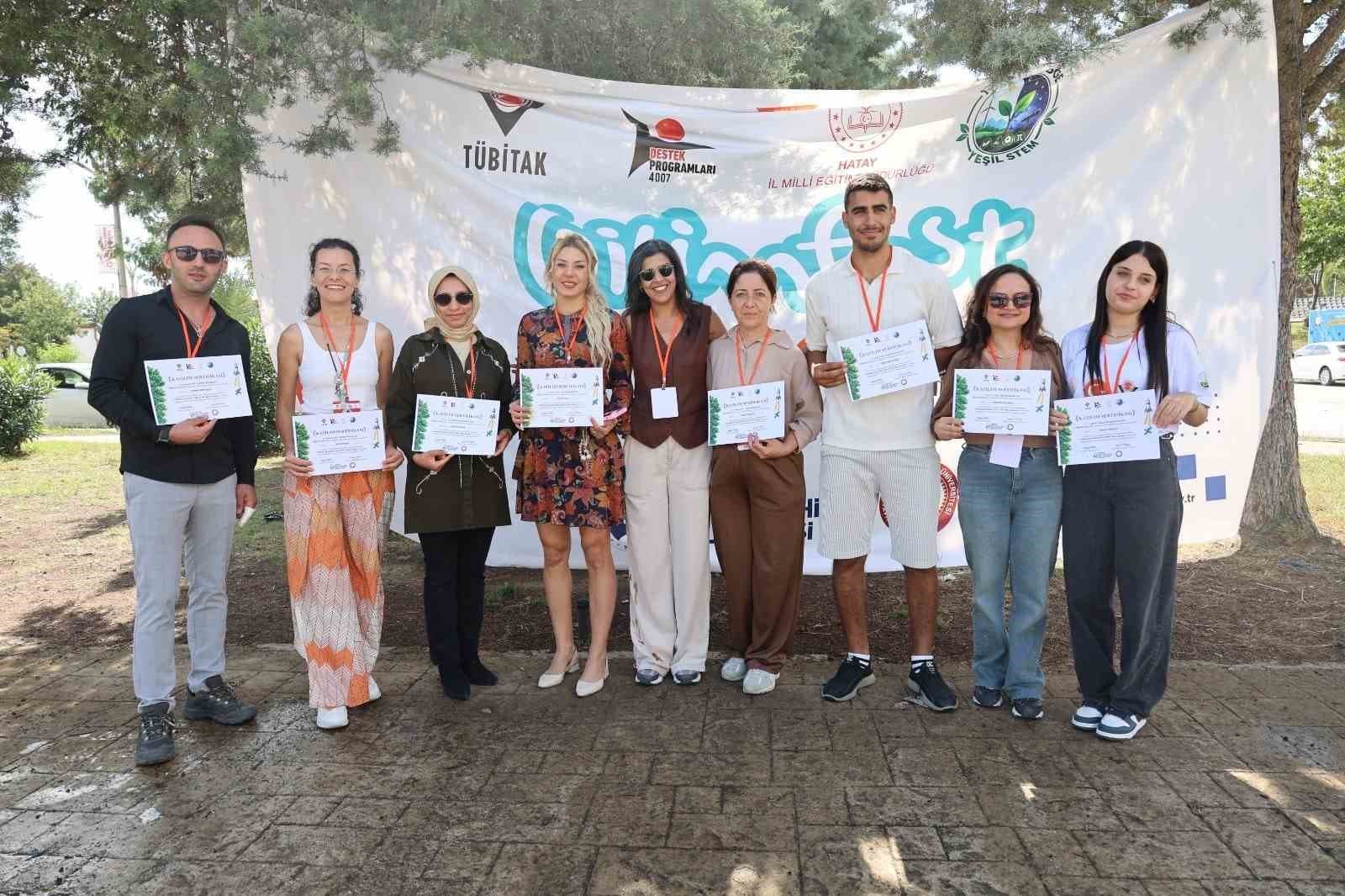 Hatay’da öğrenciler bilim şenliğinde buluştu