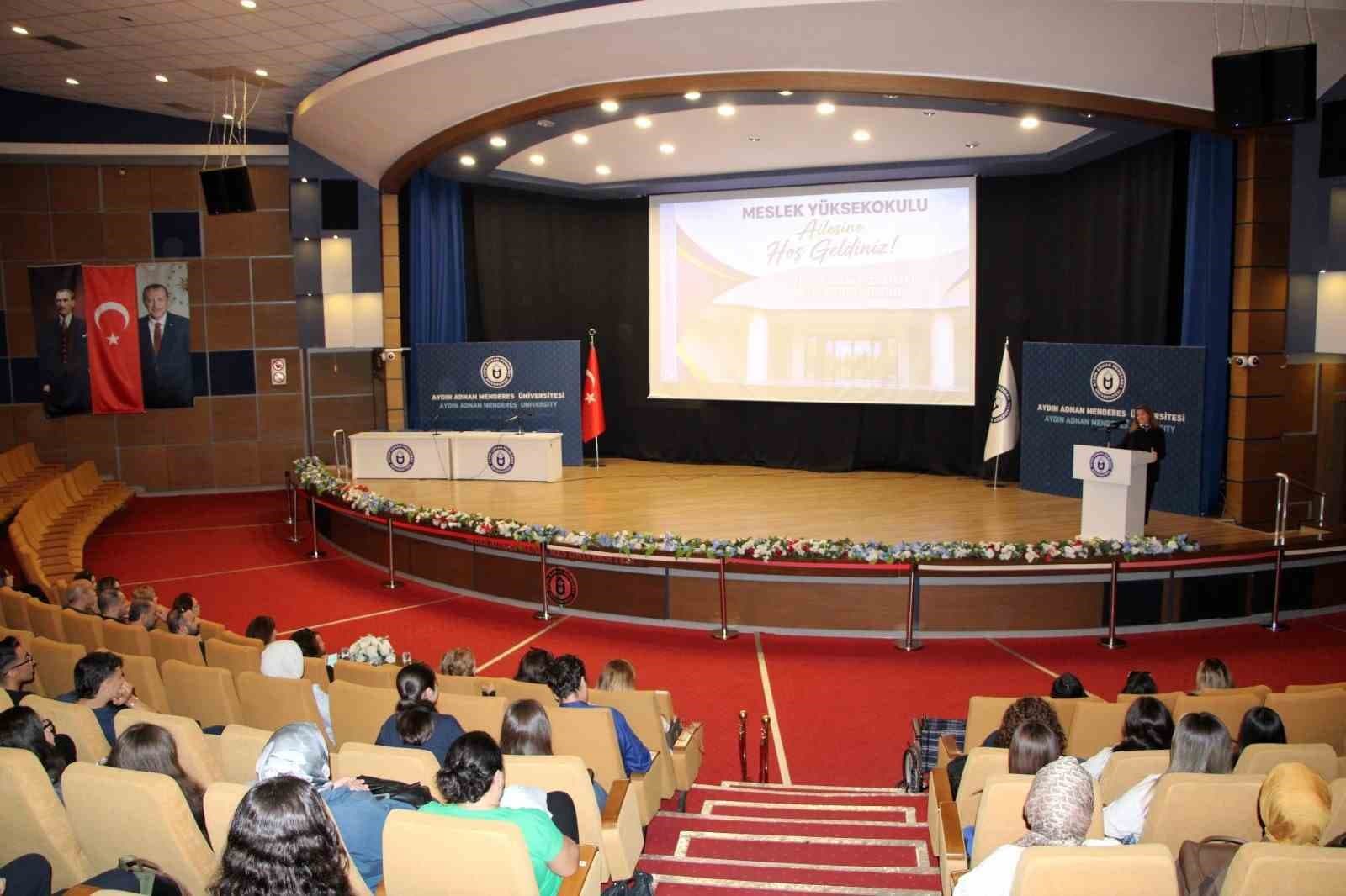 ADÜ’de öğrencilere yönelik oryantasyon ve bilgilendirme programları sürüyor