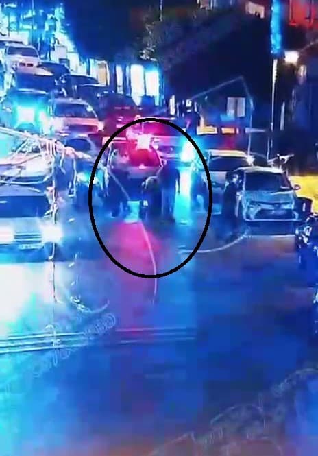 Boğazına yemek kaçan vatandaşın imdadına polis yetişti