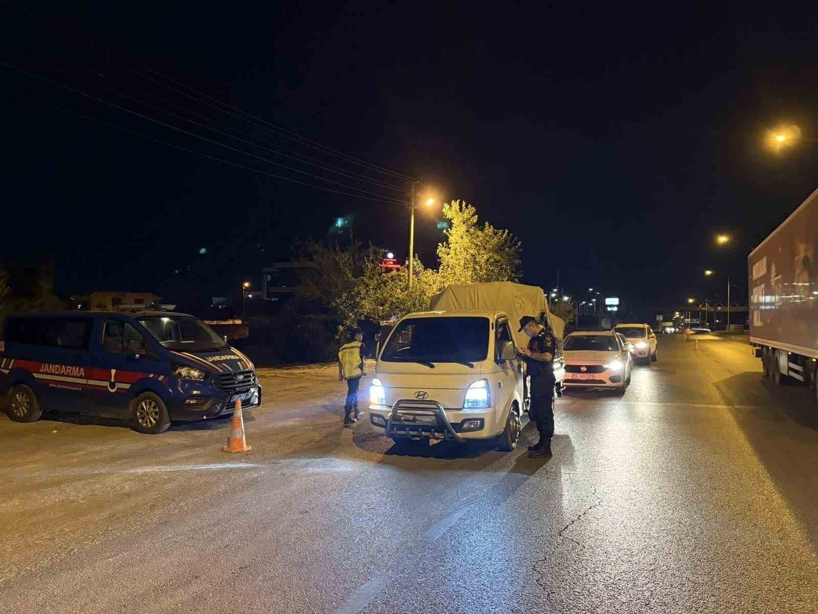 Aydın’da ’Çember’ operasyonu: "41 aranan şahıs yakalandı"