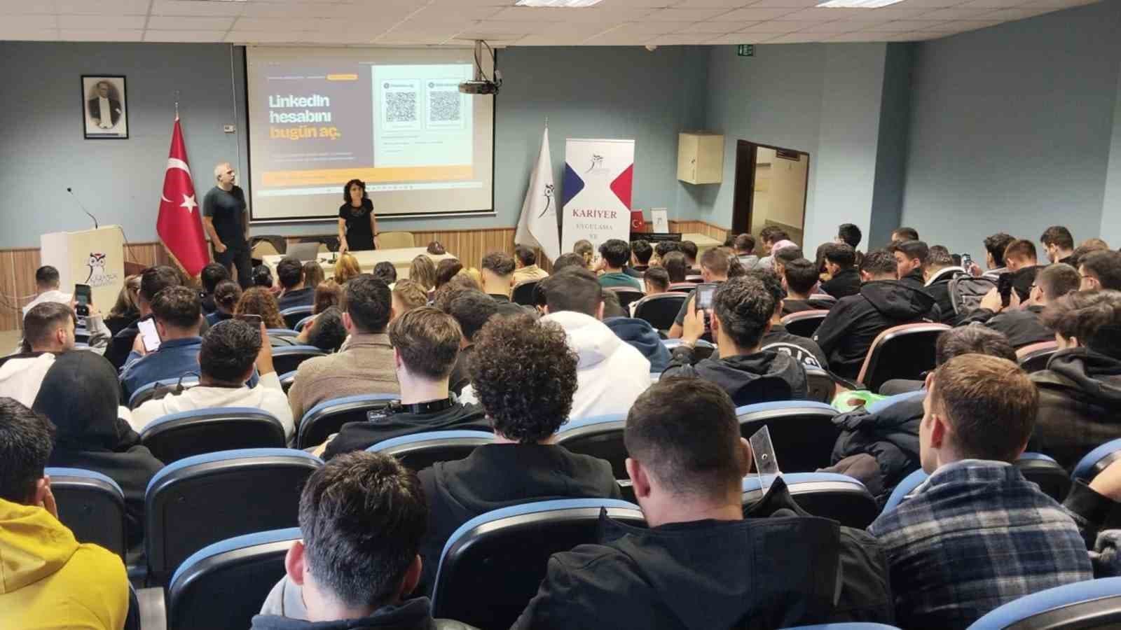 KBÜ’de yeni öğrenciler için oryantasyon programları devam ediyor
