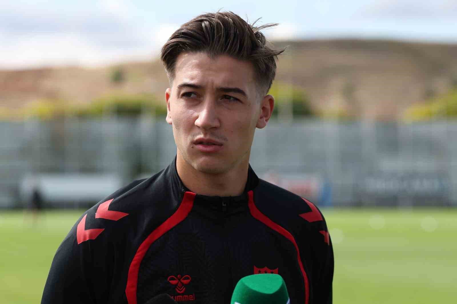 Sivasspor’da Mert Çelik’ten birlik vurgusu!