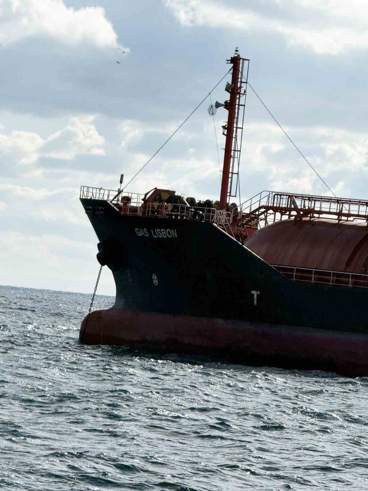 Karadeniz’de saldırıya uğrayan GAS LISBON İstanbul açıklarında görüntülendi