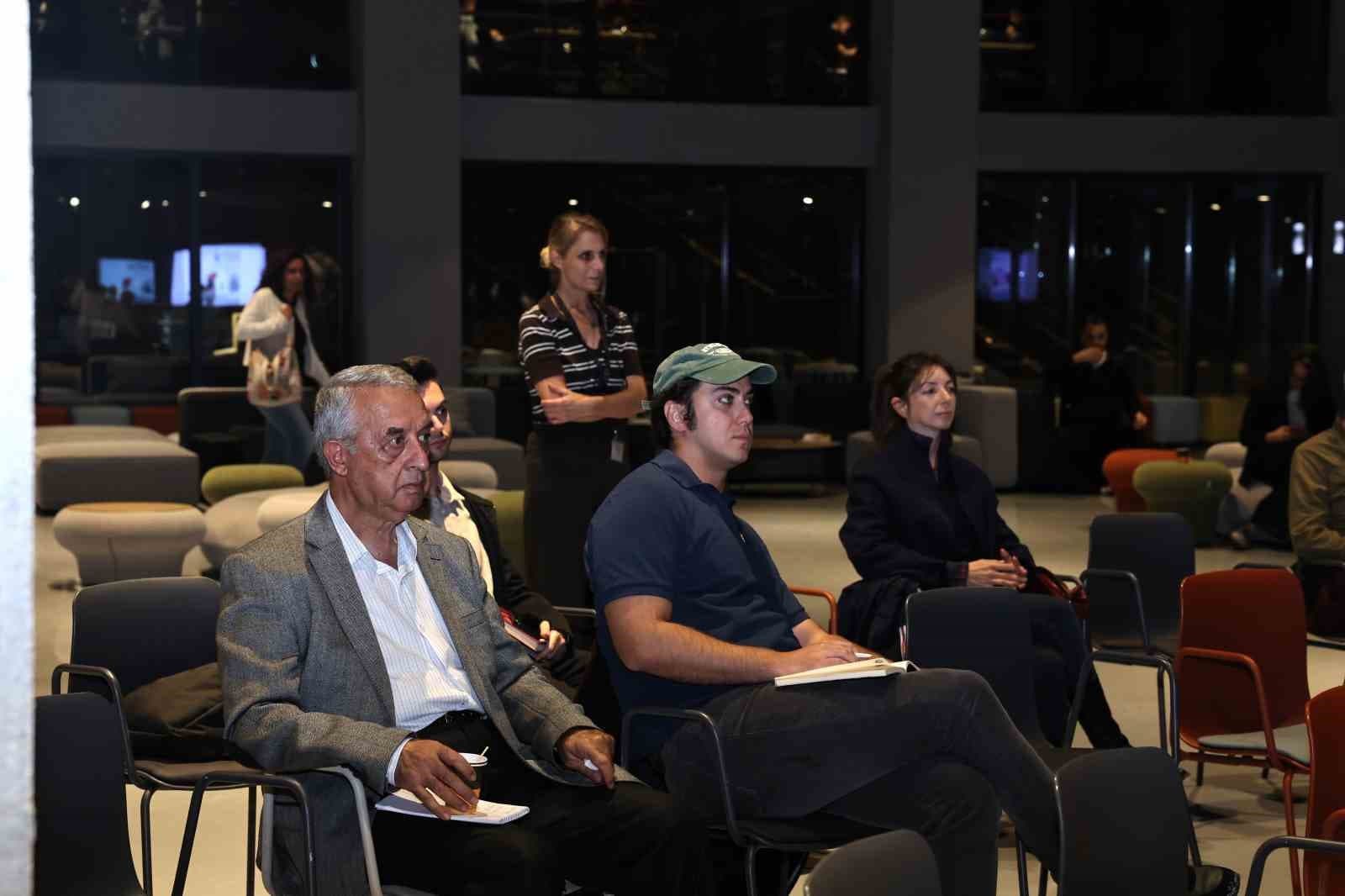 Pancar Deposu’nda "Küratörlüğün 5N1K’sı" söyleşi dizisi başladı