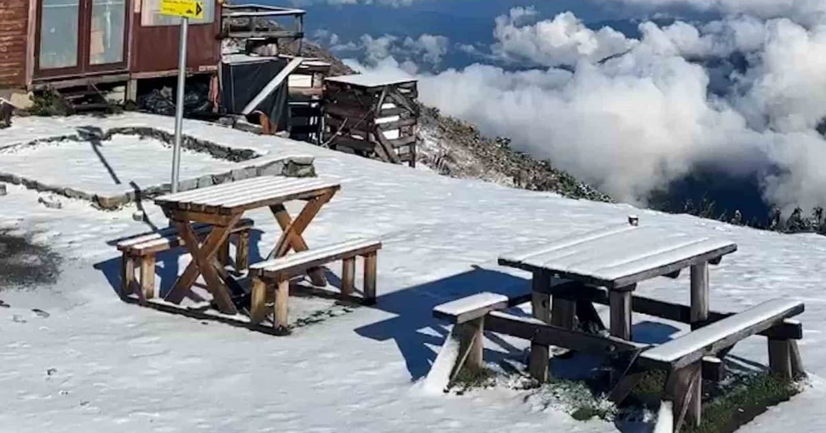 Rize’nin yaylaları beyaza büründü