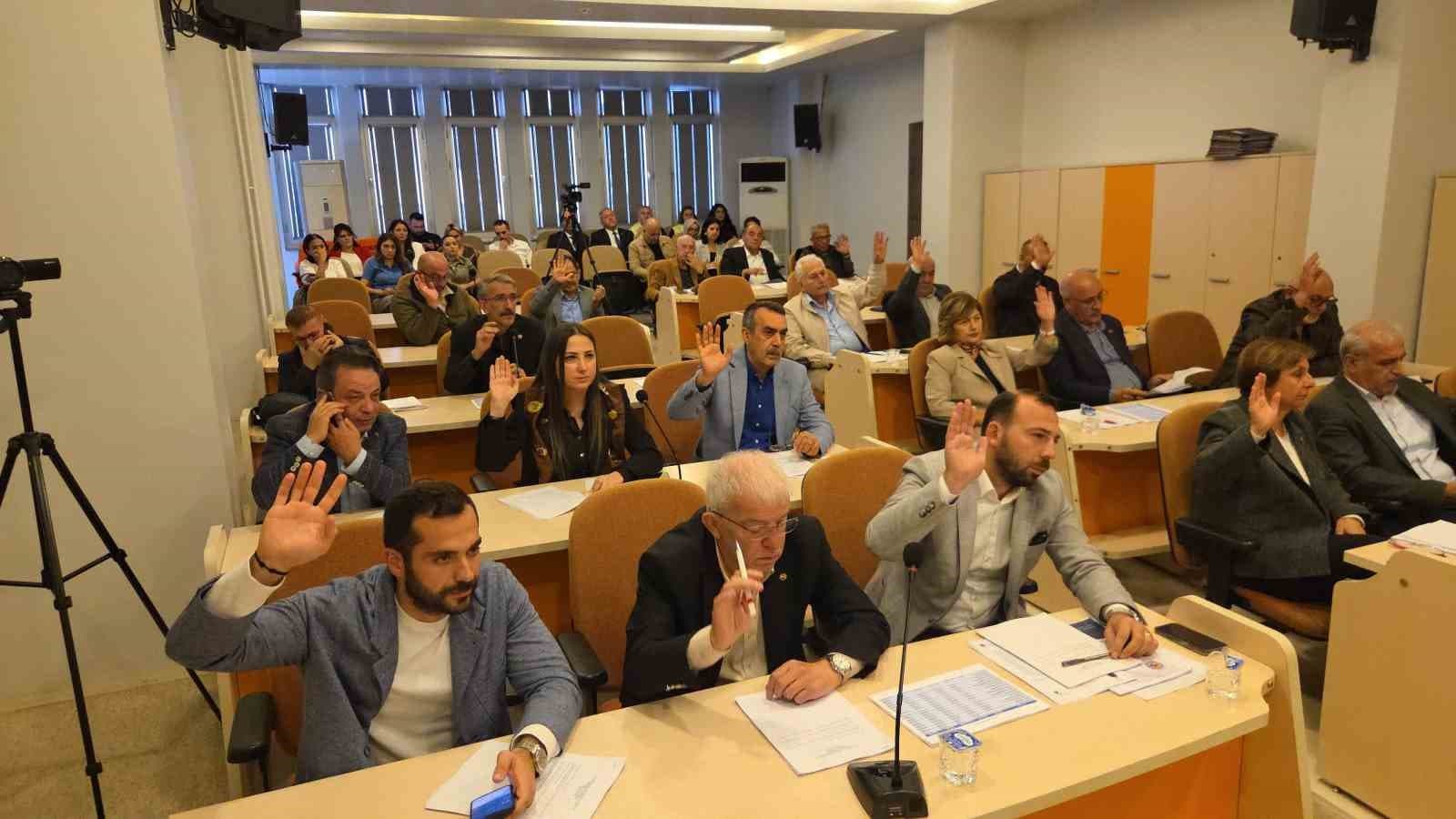 Atakum Belediyesi’nde şirket işçilerinin maaşları için çözüm arayışı