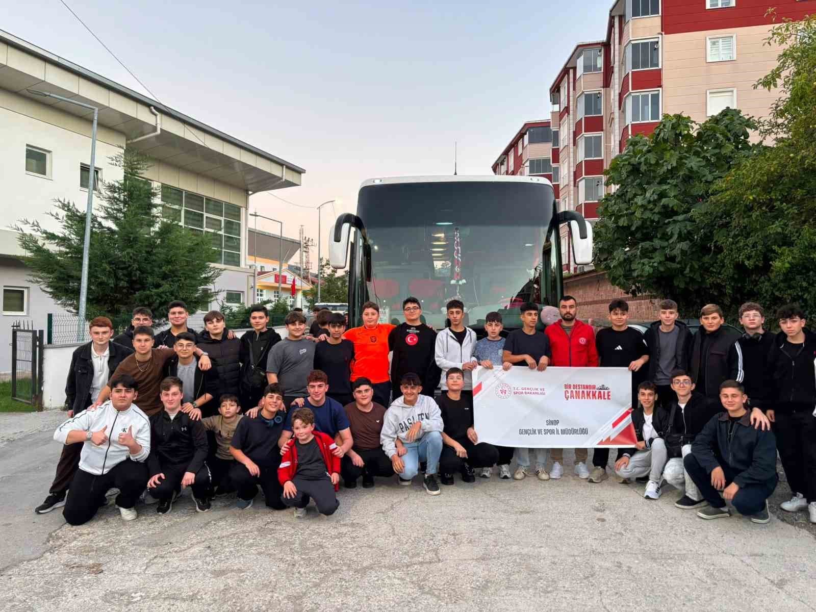 Türkeli’den Çanakkale’ye 38 kişilik tarih yolculuğu