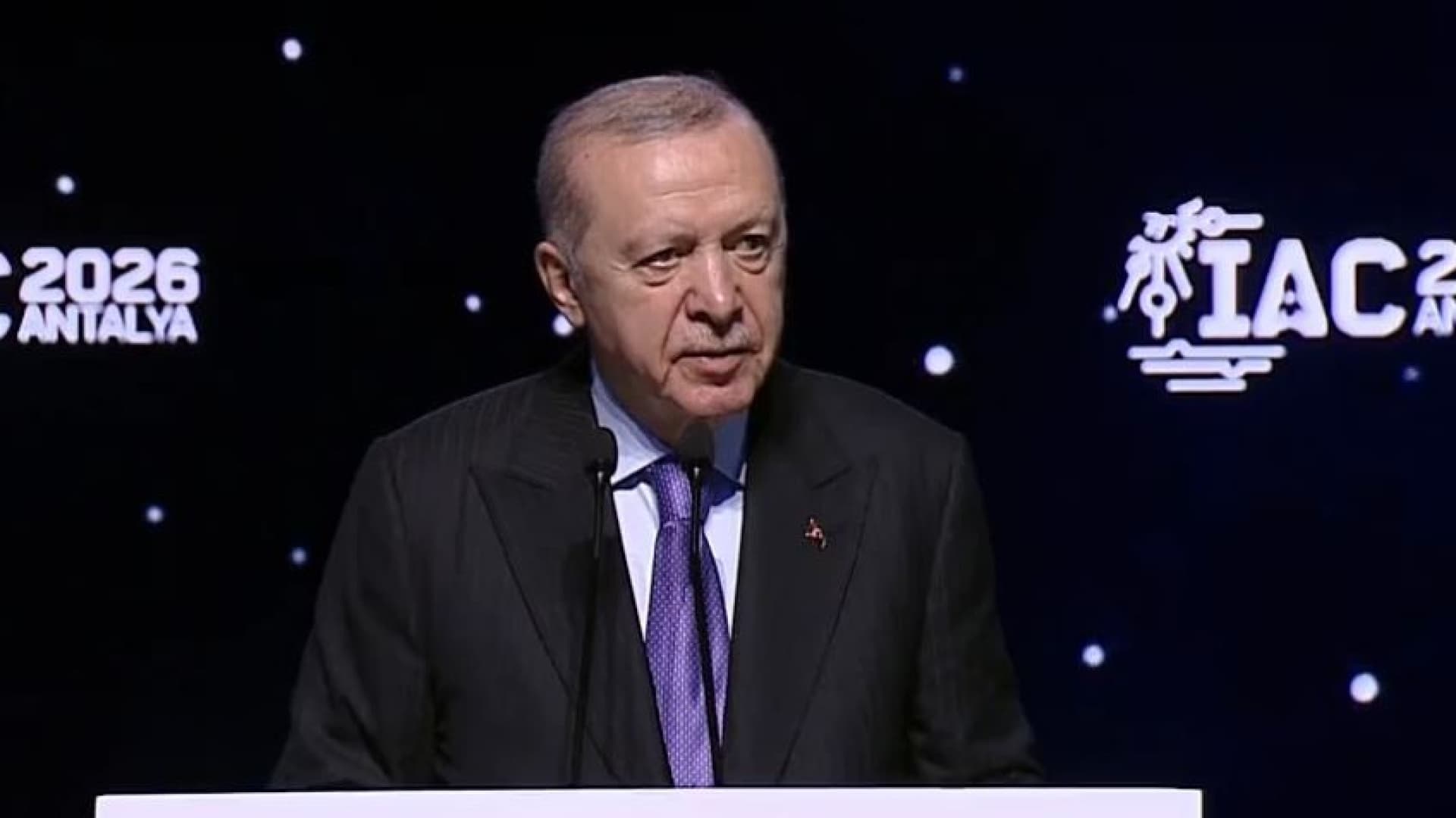 "Türkiye'nin uzay yarışında geri kalmasına asla müsaade etmedik"