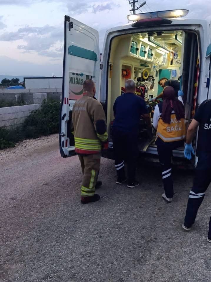 Antakya’da motosiklet kazasında 3 kişi yaralandı