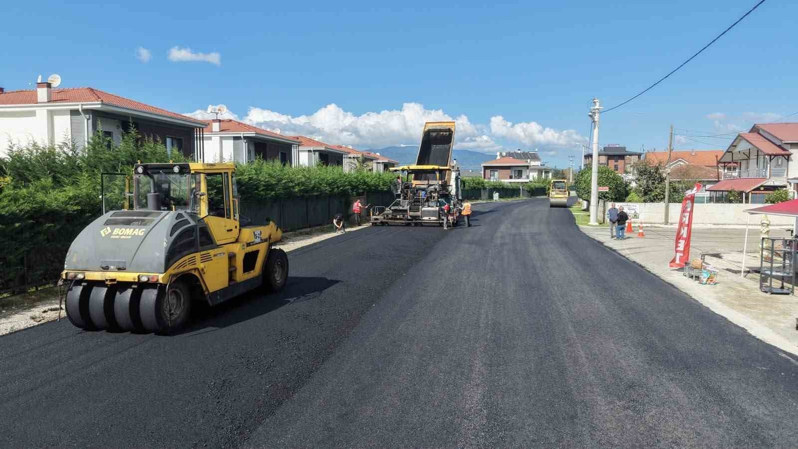 Düzce’de asfalt seferberliği hız kesmiyor