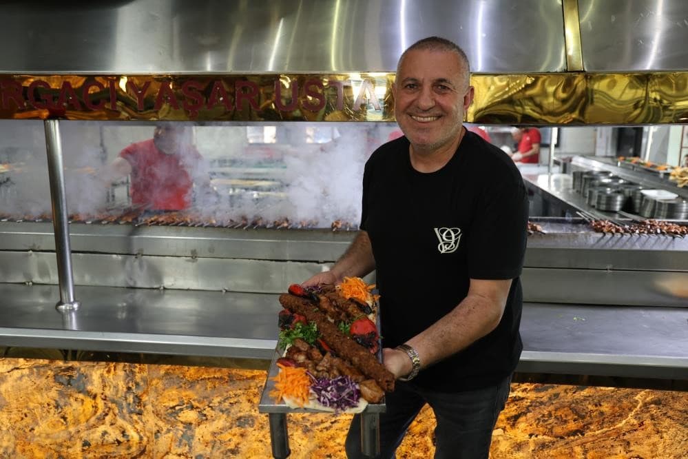Kaburgacı Yaşar Usta, Uluslararası Adana Lezzet Festivali’nin sponsorlarından oldu