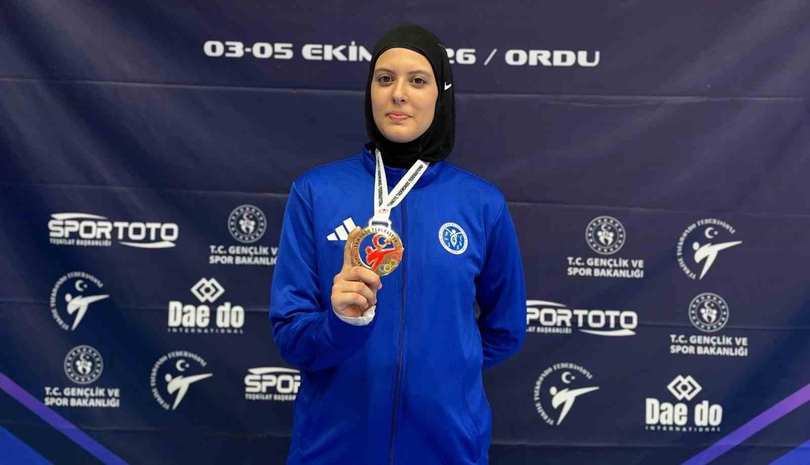 Aydın Büyükşehir Belediyespor sporcusu Köseoğlu, Türkiye şampiyonu oldu