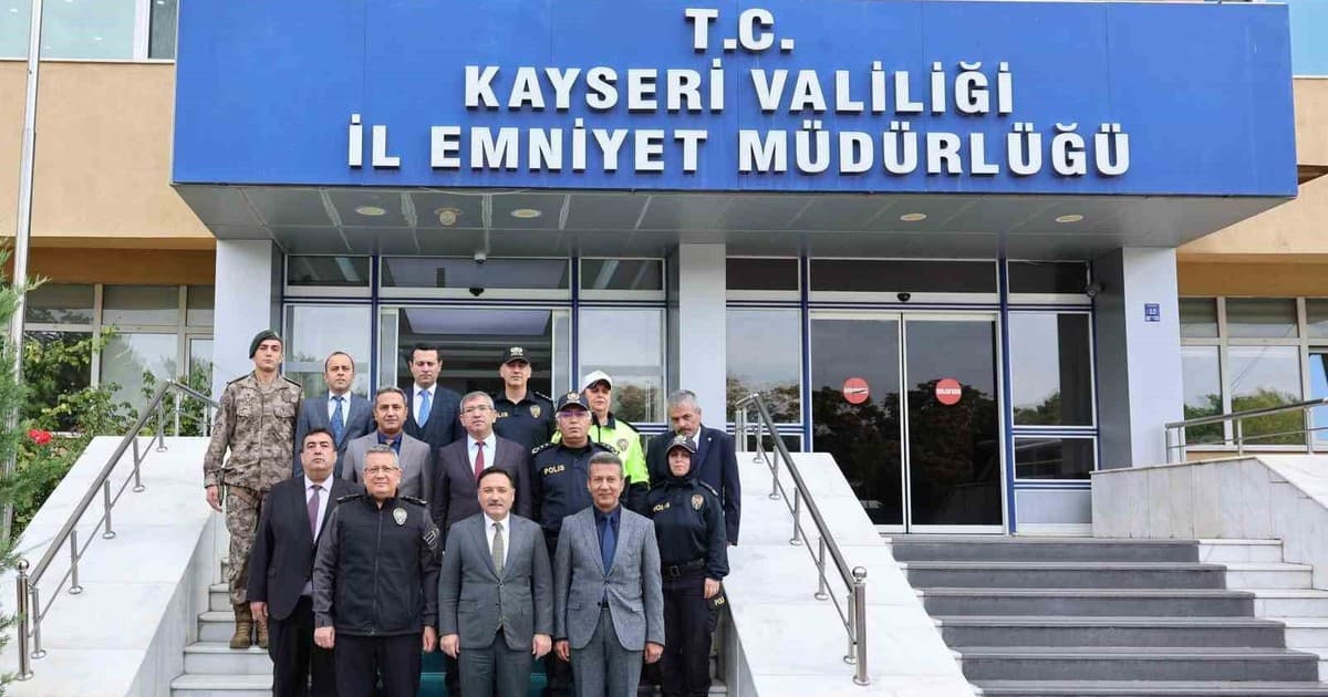 Vali Çiçek’ten İl Emniyet Müdürü Ergen’e hayırlı olsun ziyareti