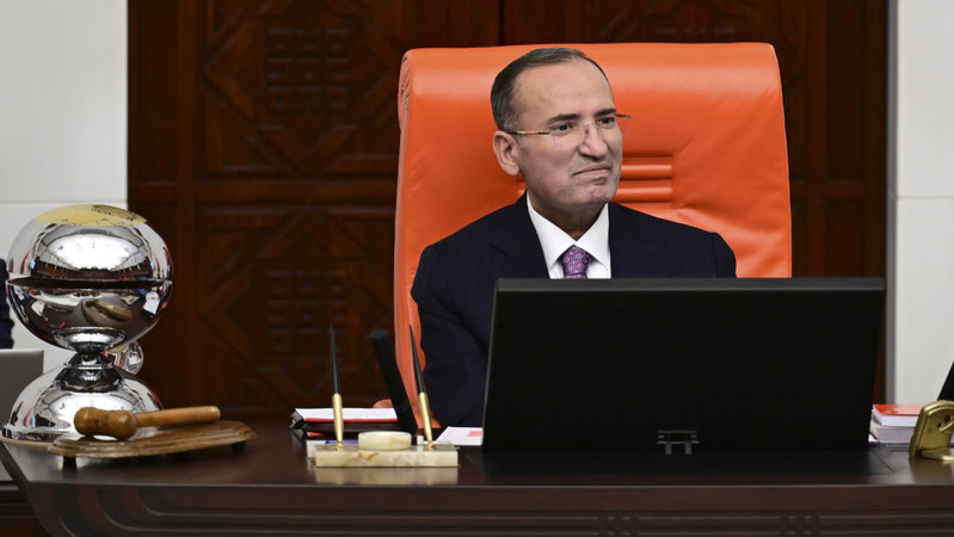 Bozdağ TBMM Başkanvekilliği'nden istifa etti