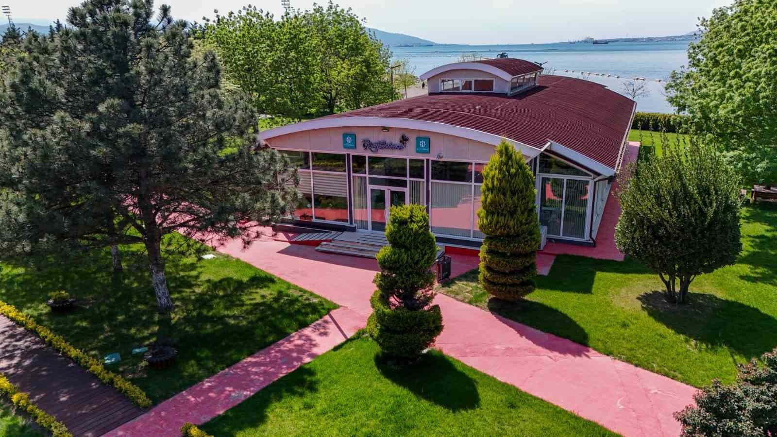Kocaeli'de Özel Gün ve Cemiyetler İçin Ücretsiz Davet Evi Hizmeti