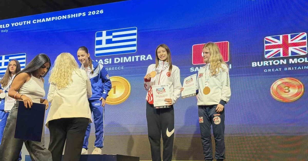 Bursalı milli sporcu Aslı Salım, İtalya’da dünya üçüncüsü oldu