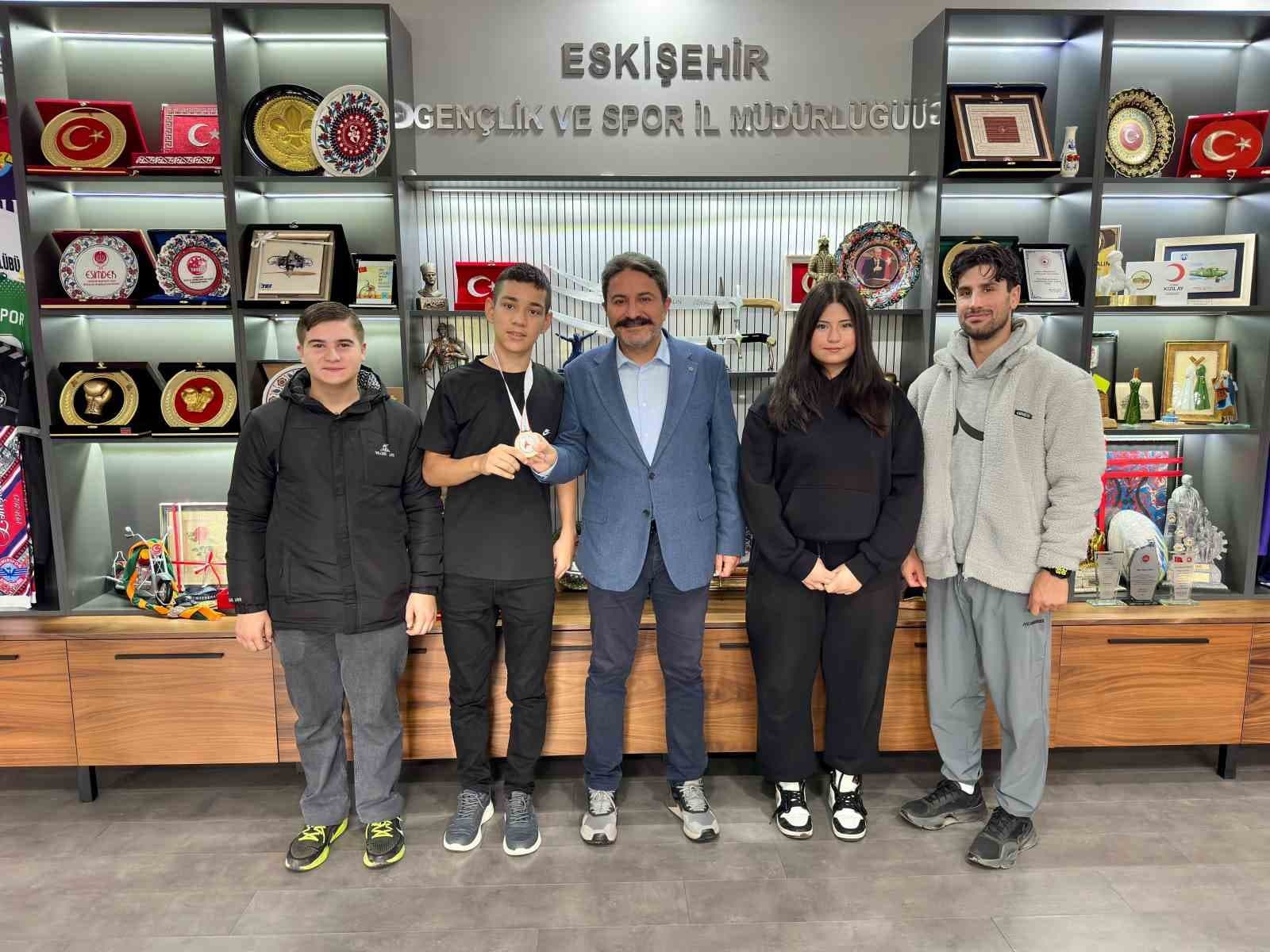 Eskişehirli Sporculardan Hemsball Türkiye Şampiyonası'nda Tarihi Başarı