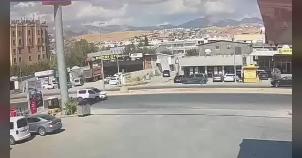 Silopi'de Korkunç Kaza: Otomobilin Altında Kalan Genç Ağır Yaralandı