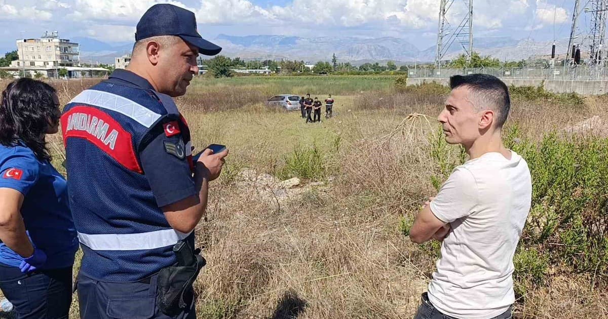 Manavgat'ta Tarlaya Savrulan Sürücü Kazadan Yarasız Kurtuldu