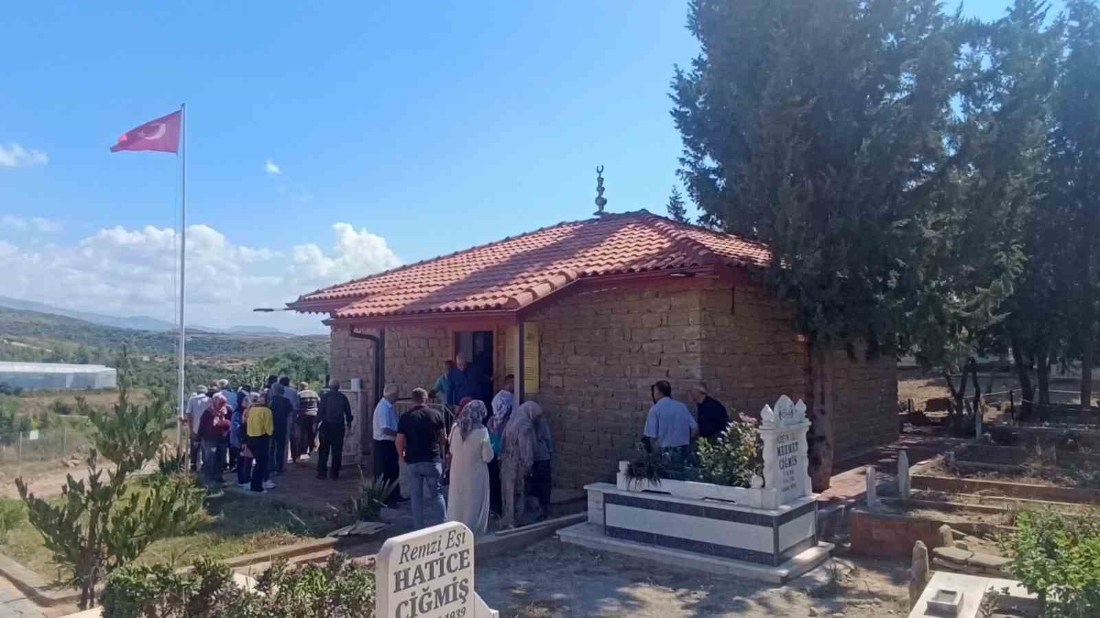 Manavgat'taki Seyit Zekeriyya Hazretleri Türbesi Yenilenerek Açıldı