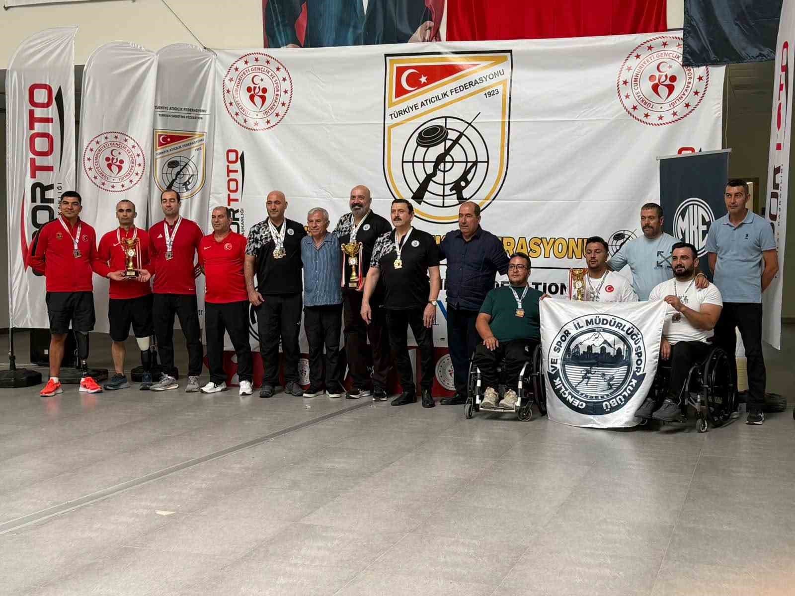 Kayserili Para Atıcılar Mersin'de Madalyaları Topladı