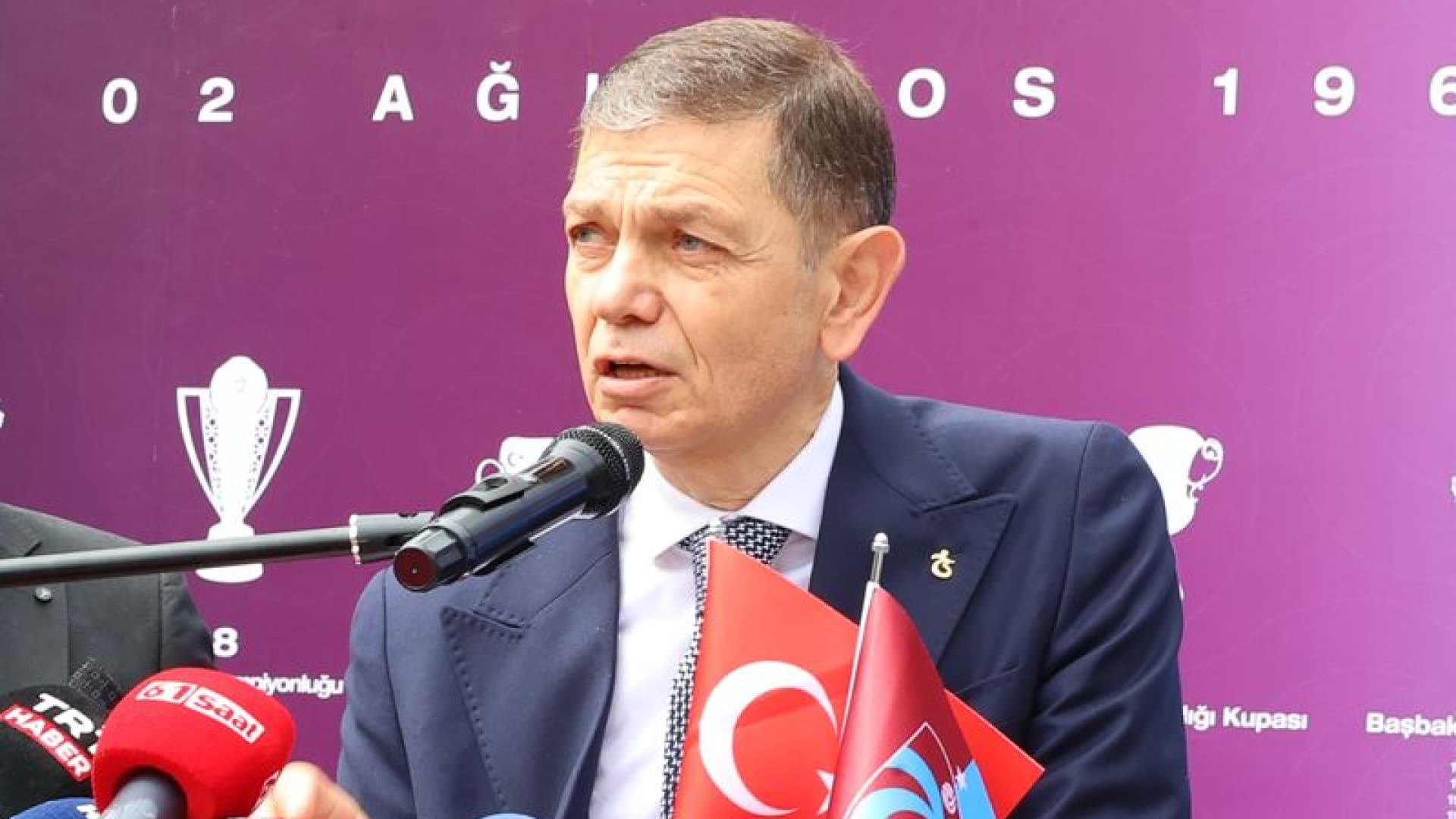 Trabzonspor Divan Kurulu'ndan Başkan Ertuğrul Doğan'a Tam Destek