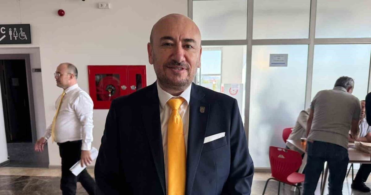 Aydın Ticaret Odası'nda Genel Kurul Heyecanı: Üyeler Sandık Başında