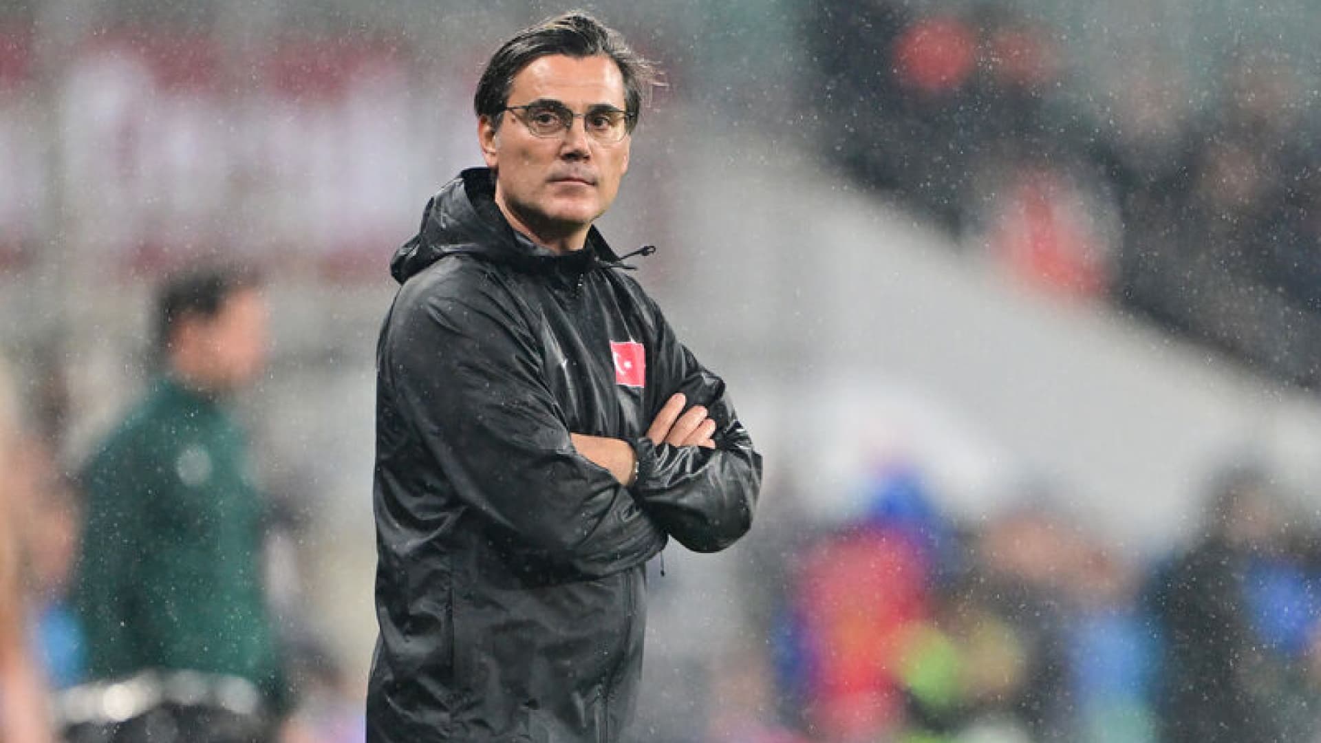 Milli Takım'da İtalya Mağlubiyeti Sonrası Montella'nın Kadro Tercihleri Tartışılıyor