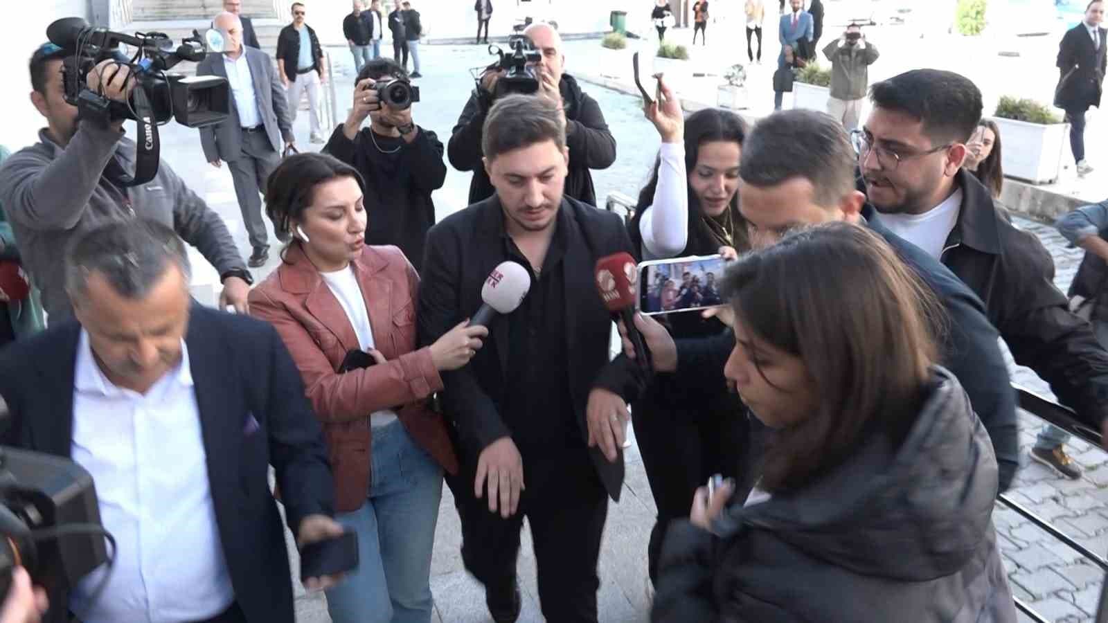 Ses Sanatçısı Güllü'nün Ölümüyle İlgili Dava Başladı: Oğlu Adliyede