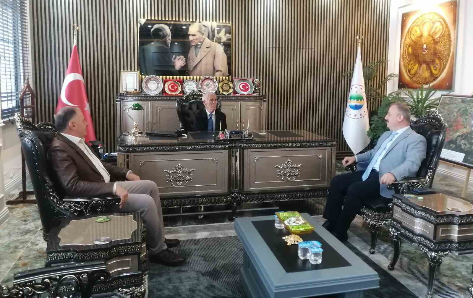 73 Yaşındaki Bayram Amcanın Hayali Gerçek Oldu: Kaymakam Koltuğuna Oturdu