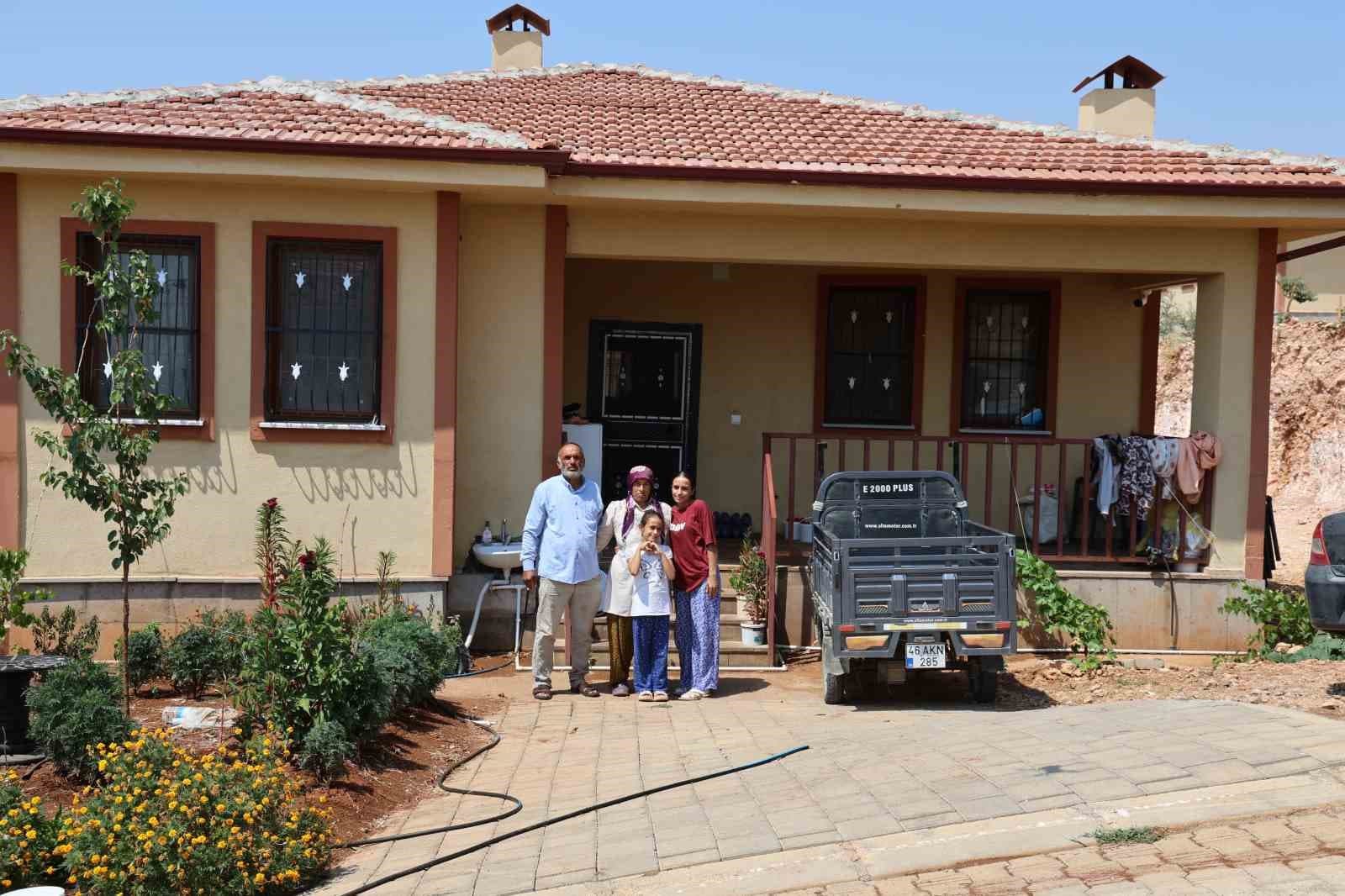 Kahramanmaraşlı Depremzedeler Devletin Yaptığı Yeni Köy Evleriyle Yaşama Yeniden Bağlandı
