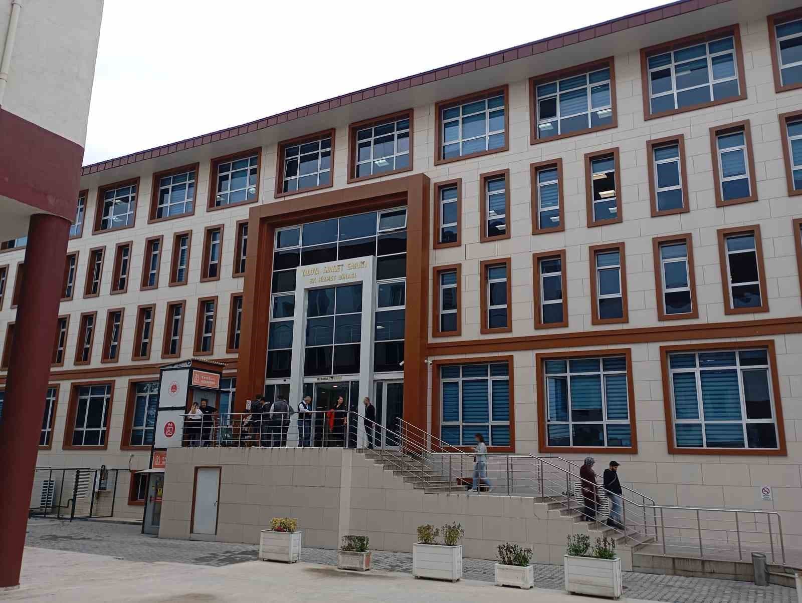 Güllü'nün Ölümüyle İlgili Davada İlk Duruşma: Kızı Suçlamaları Reddetti