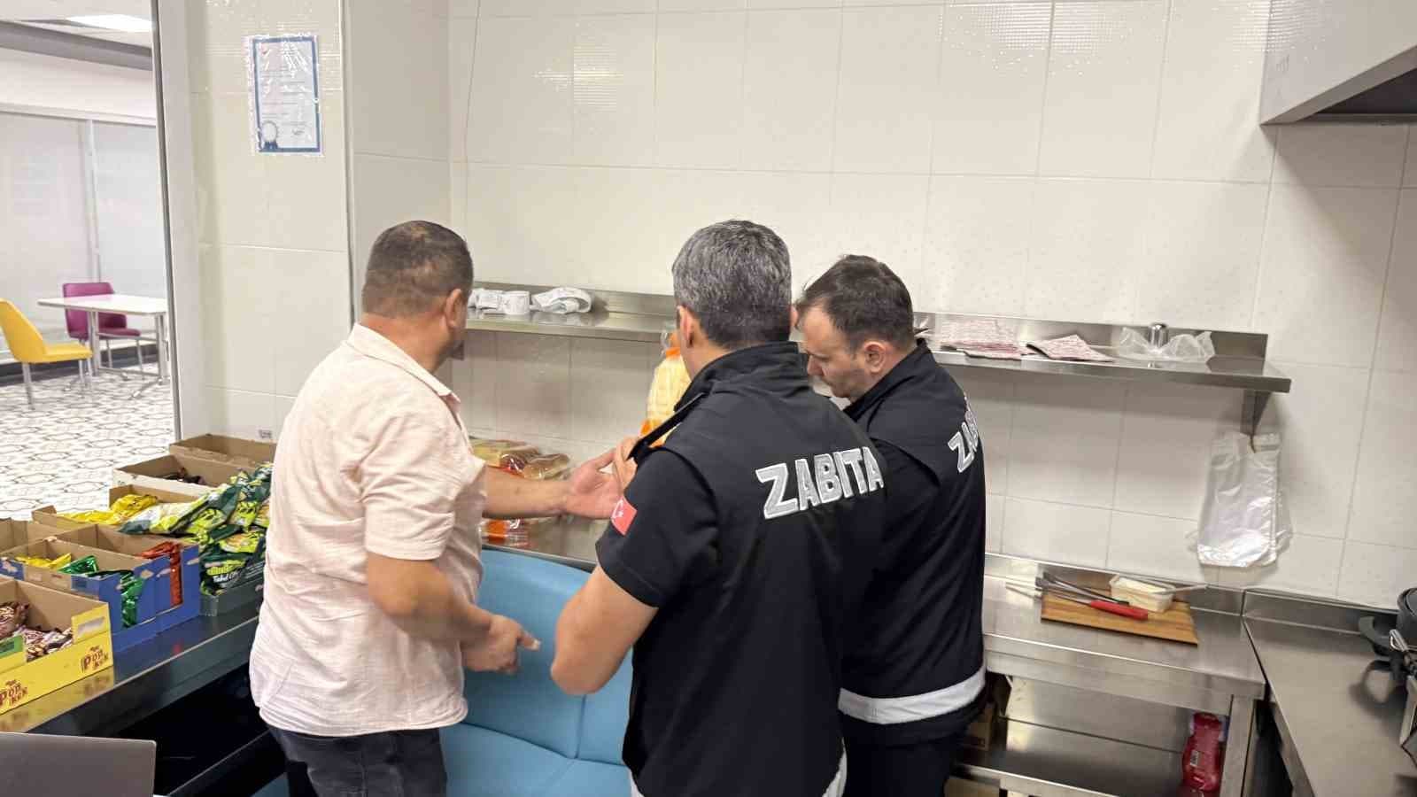 Çorum'da Okul Kantinlerine Yönelik Hijyen ve Güvenlik Kontrolleri Artırıldı