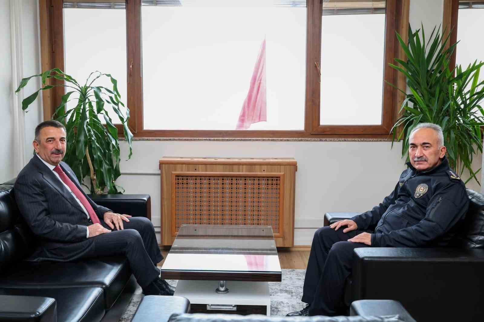 Vali Hacıbektaşoğlu'ndan Yeni Emniyet Müdürü Kaba'ya Makamında Ziyaret