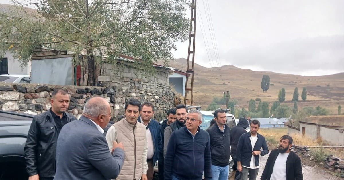 Kaymakam Aslantatar Kırsal Mahallelerde Vatandaşlarla Bir Araya Geldi