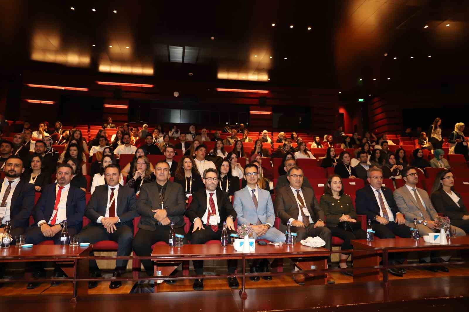 Uluslararası Diş Hekimliği Kongresi 4. Kez Konya'da Kapılarını Açtı