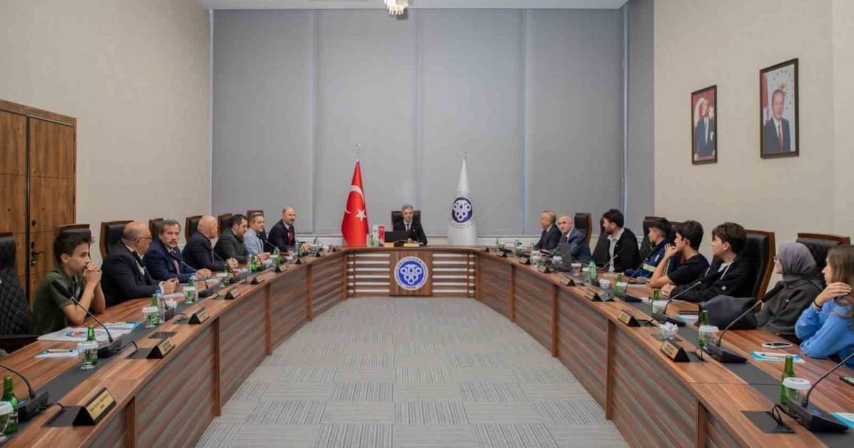 Erzincan Binali Yıldırım Üniversitesinde 'Bizim Gök Kubbemiz' Projesi İçin Önemli Zirve