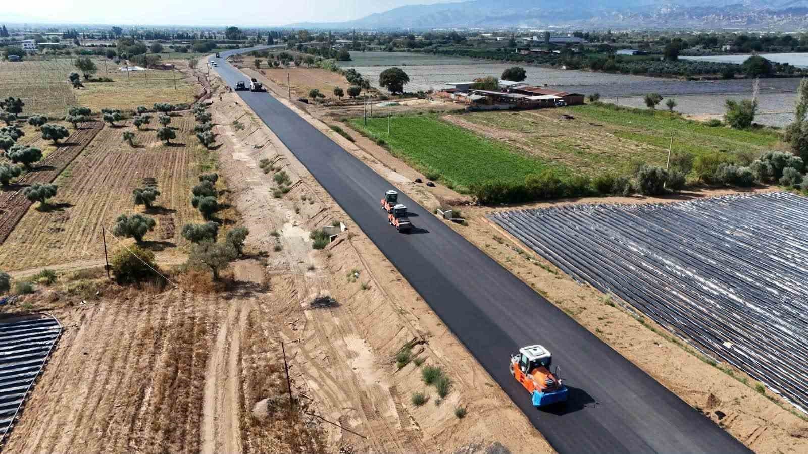 Aydın'da Köşk-Dalama Bağlantı Yolu ve Köprüsünde Çalışmalar Sürüyor